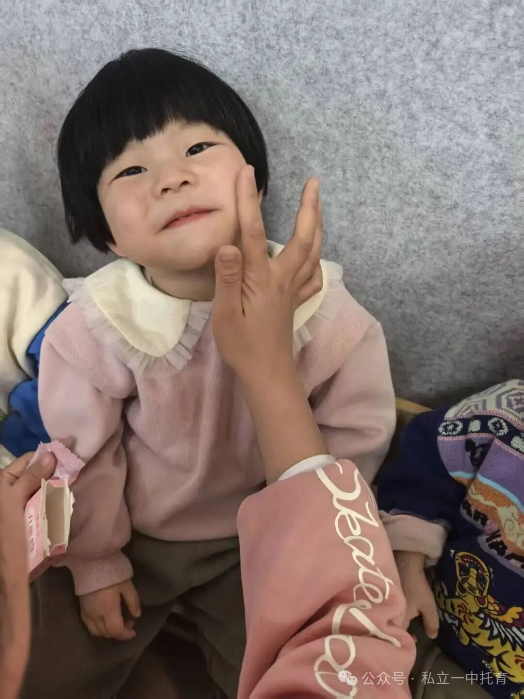 托育冬季健康指南，守护萌娃温暖过冬