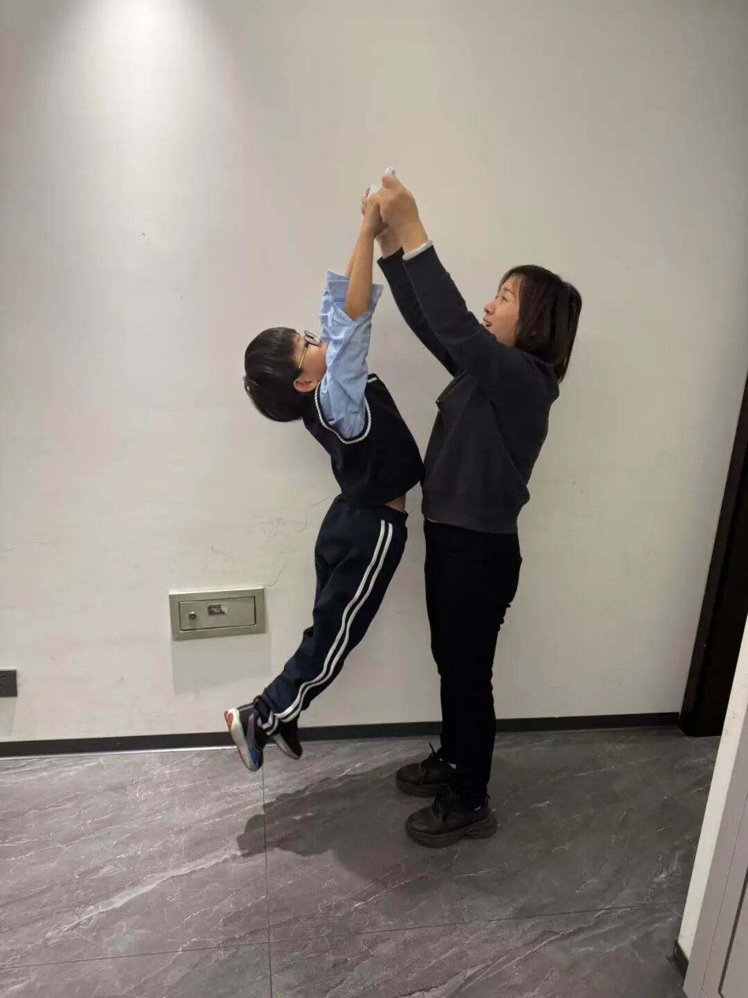 【立小•体育】运动相伴暖冬日 亲子携手向未来｜立小冬季三跳一拔对抗赛纪实