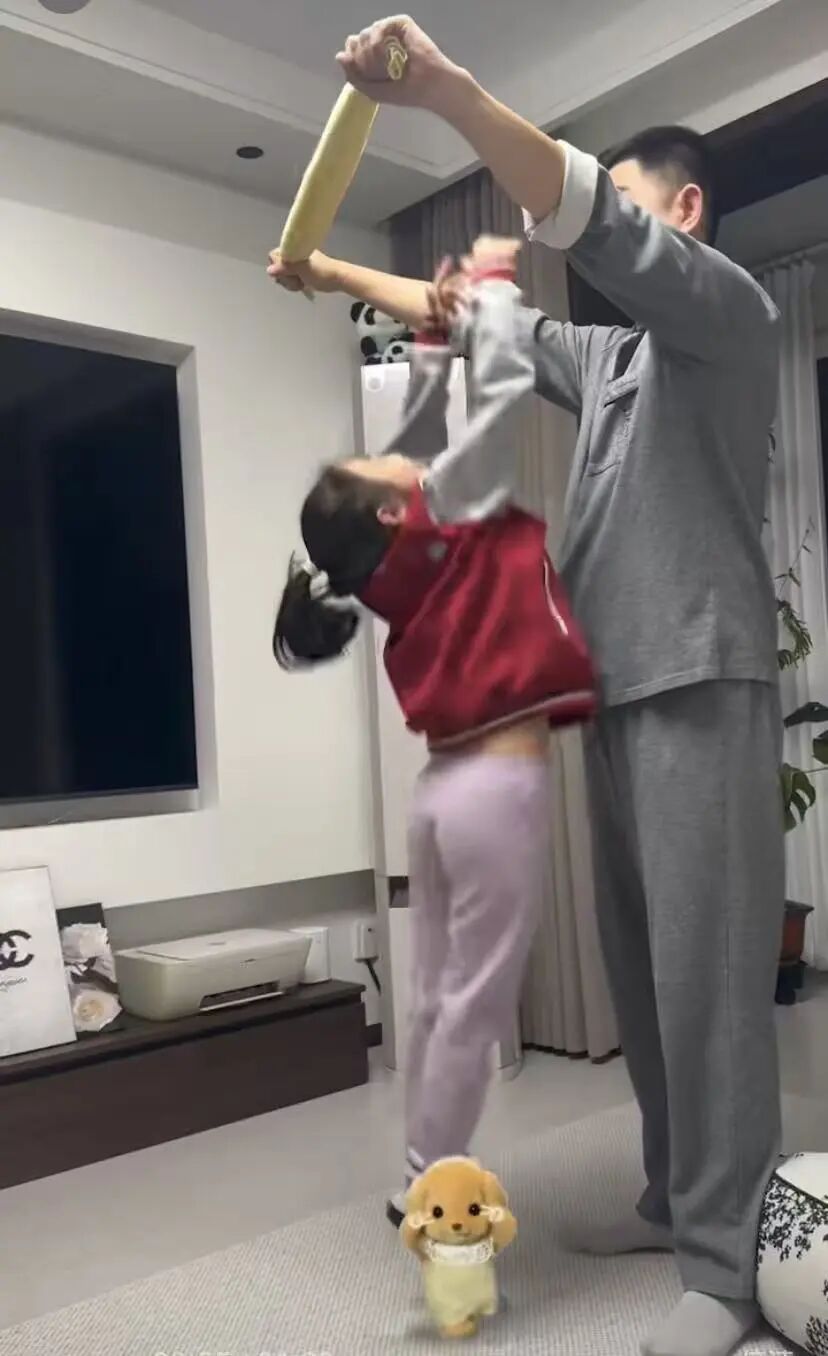 【立小•体育】运动相伴暖冬日 亲子携手向未来｜立小冬季三跳一拔对抗赛纪实