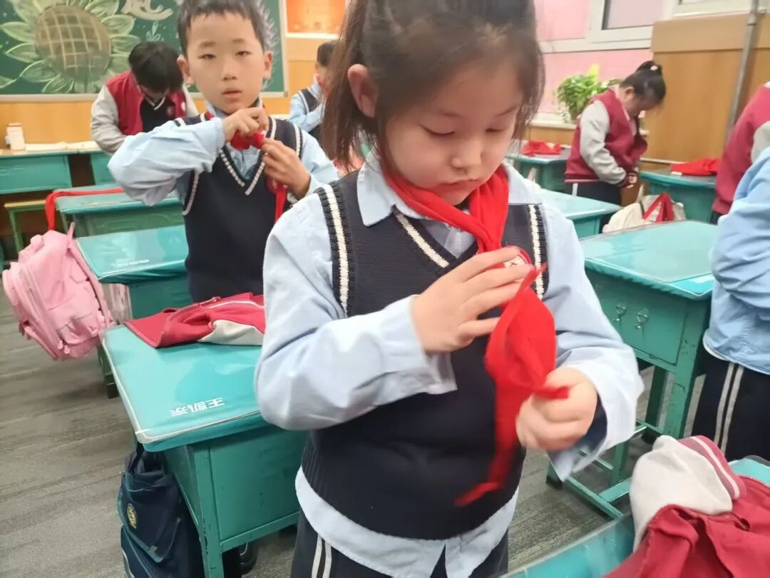 【立小•劳育】除了知识，我们更想教给孩子这些……｜劳育节的温暖与收获纪实