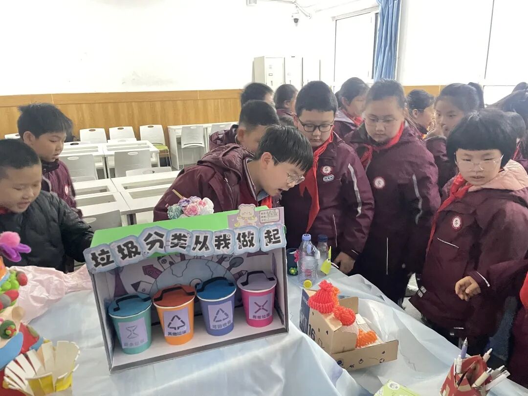 【立小•劳育】除了知识，我们更想教给孩子这些……｜劳育节的温暖与收获纪实