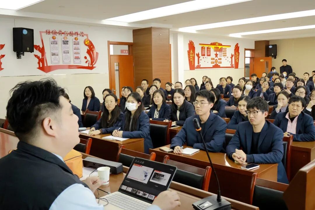 以学筑防,以责护安 | 石家庄私立一中初中部消防安全专题讲座