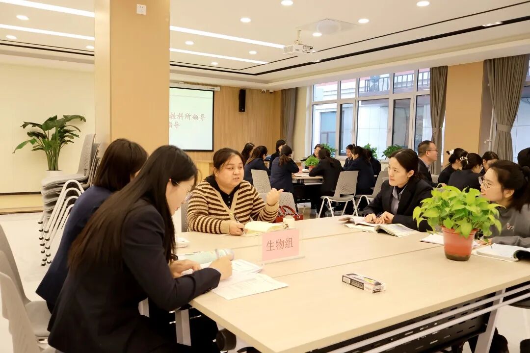 逐光而行循道远，专家引领助远航 | 市教科所专家团队莅临私立一中