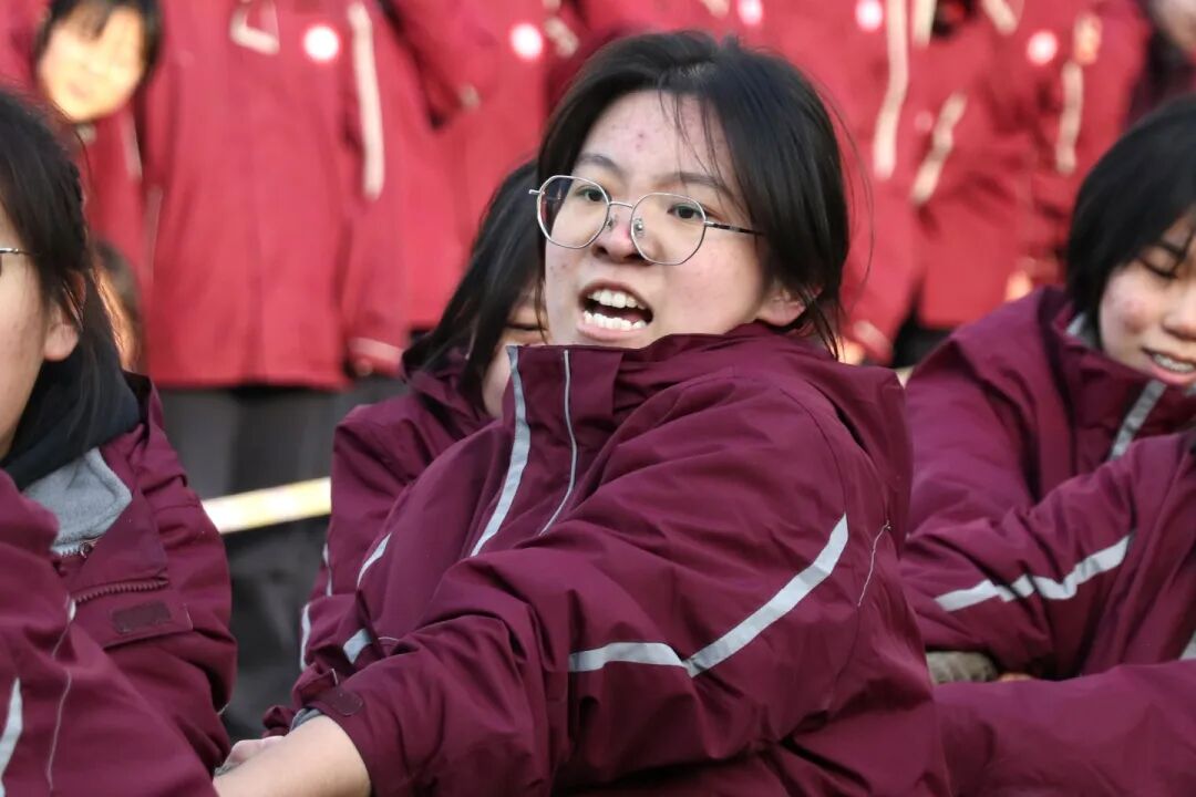 力拔山兮气盖世！丨私立一中高中学子迎元旦拔河比赛圆满举行