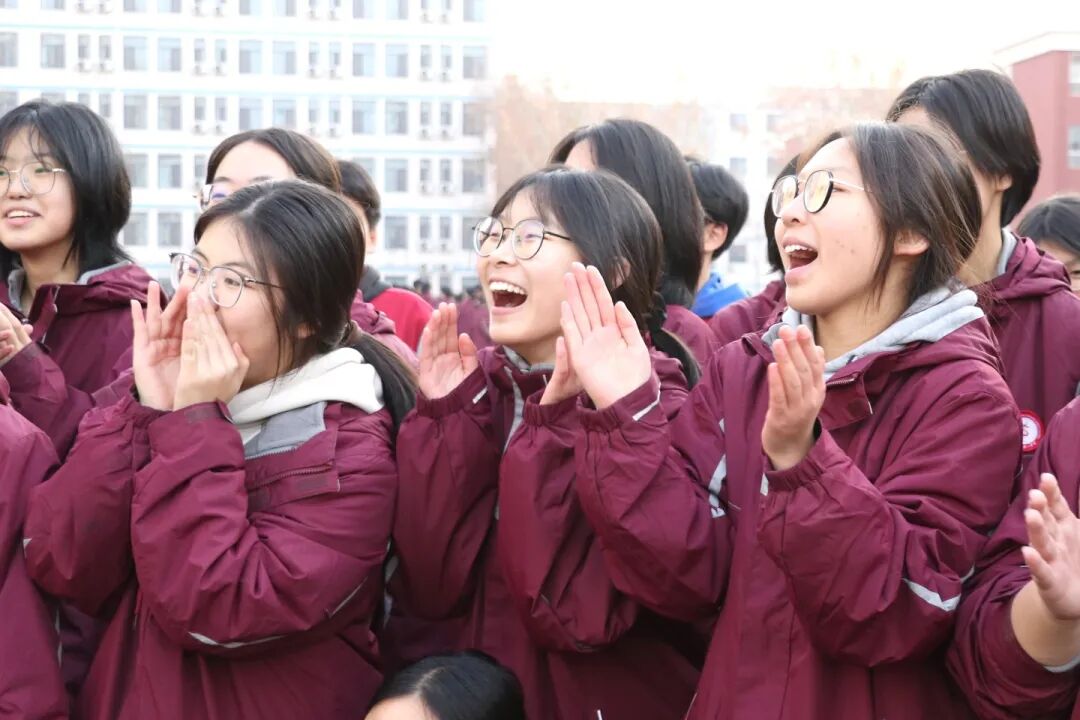 力拔山兮气盖世！丨私立一中高中学子迎元旦拔河比赛圆满举行