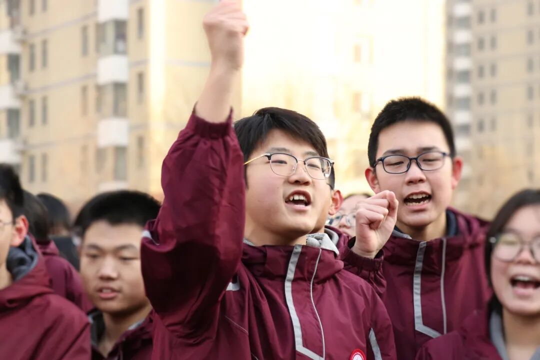 力拔山兮气盖世！丨私立一中高中学子迎元旦拔河比赛圆满举行