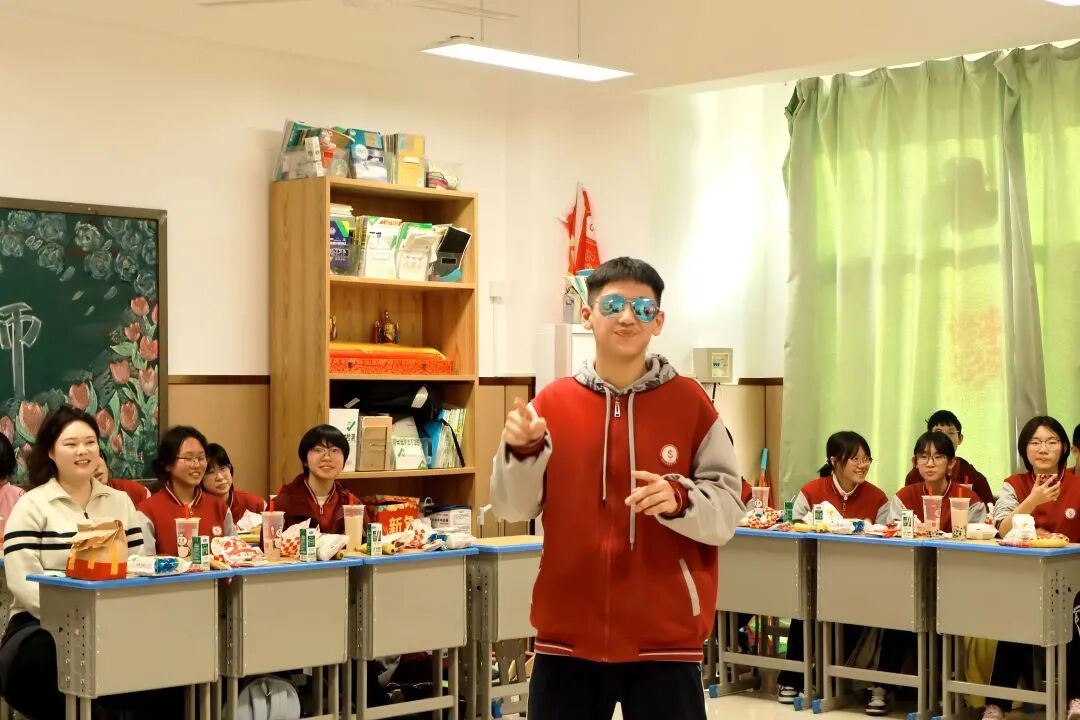 “元”梦新篇，“旦”启华章  | 私立一中初中部元旦联欢精彩速递