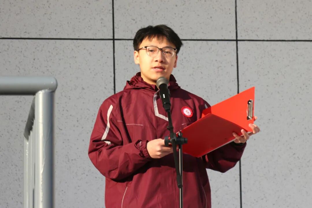 新年启新程 安全伴我行丨私立一中举行2026年首次升旗仪式