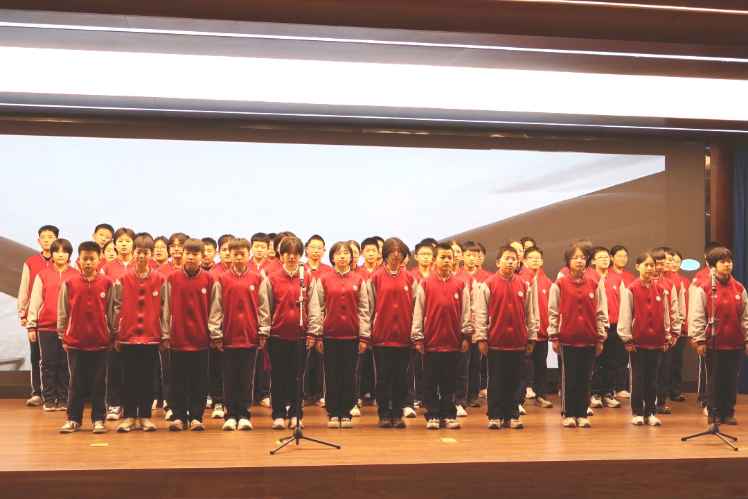 歌启青春生双翼,声聚班魂向未来 | 私立一中初中部七年级三风一训一歌展评