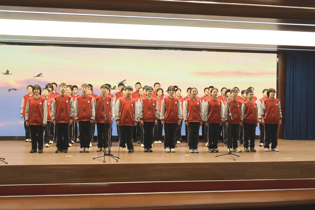 歌启青春生双翼,声聚班魂向未来 | 私立一中初中部七年级三风一训一歌展评
