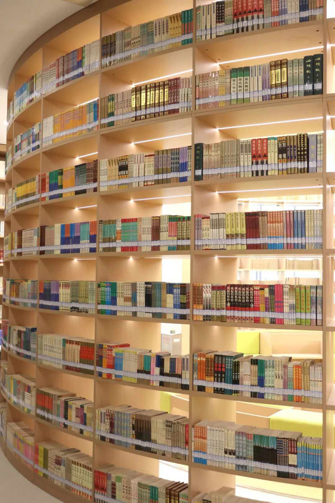 图书馆上新了！丨高颜值图书馆焕新启航