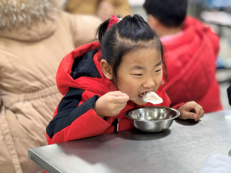 冬至大如年，人间小团圆