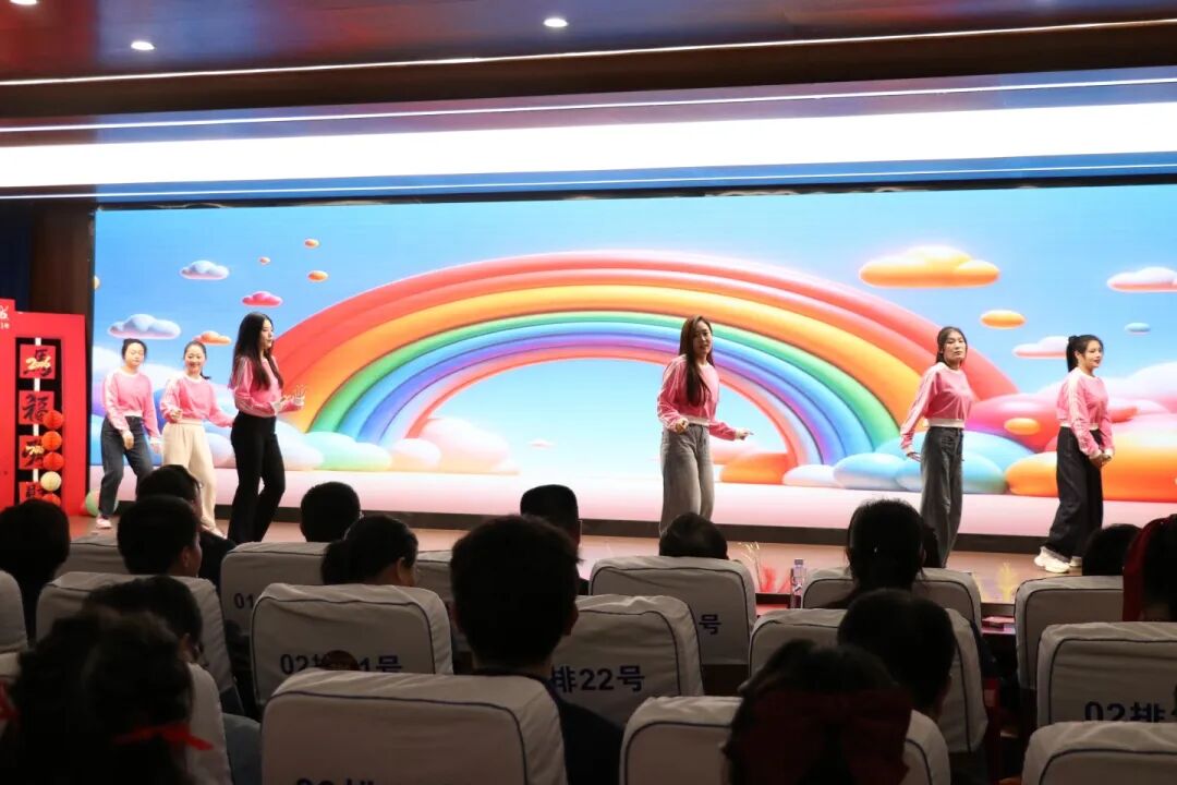 万马奔腾  共创辉煌丨石家庄私立一中教育集团2026年会盛典圆满举行