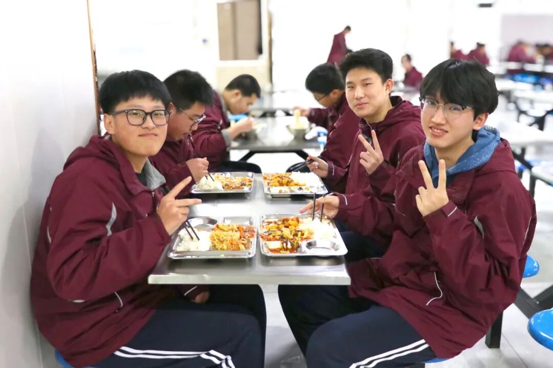 马年启航 元气上线丨重“新”出发，为新学期加“码”