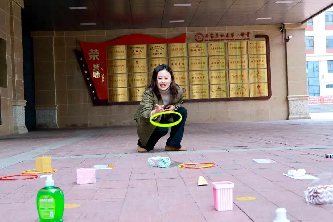 巾帼绽芳华，暖聚校园情 | 石家庄私立一中初中部致敬每一位了不起的“她”