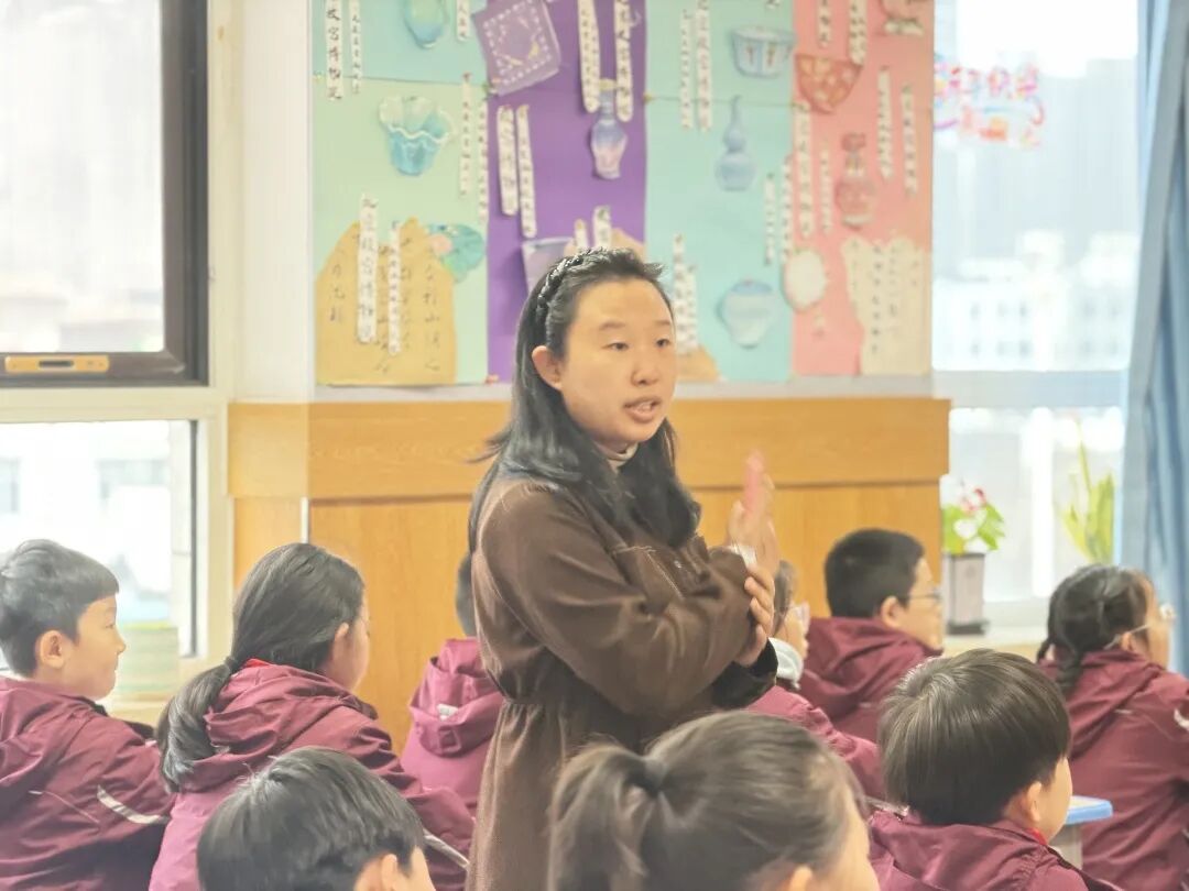 【立小•教学】推门听课“零距离” 解锁课堂新活力|春季开学推门课纪实