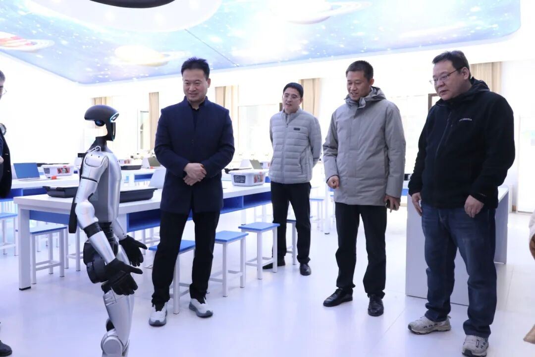 深化交流促发展  聚焦特色谋新篇丨北京外国语大学专家莅临私立一中参观指导