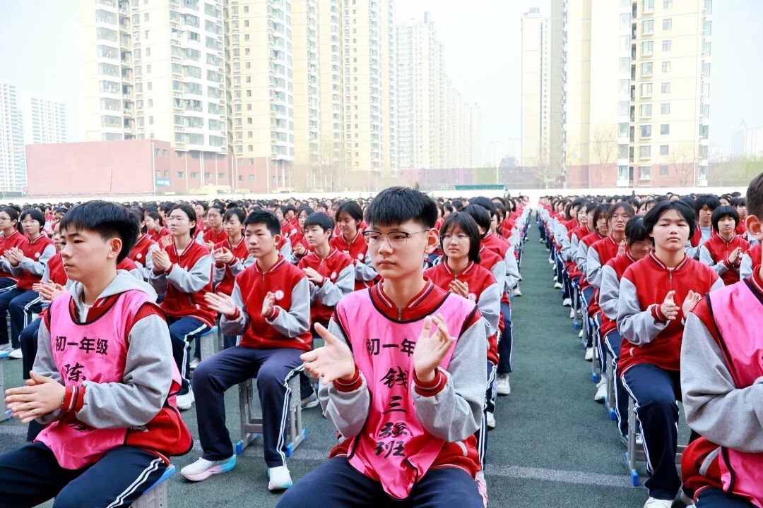 学雷锋·树新风·寻榜样·践行动|石家庄私立一中初中部学习雷锋月表彰大会