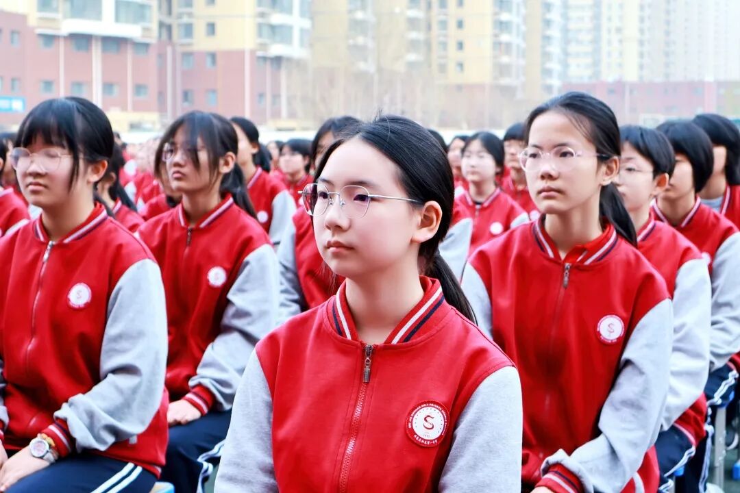 学雷锋·树新风·寻榜样·践行动|石家庄私立一中初中部学习雷锋月表彰大会