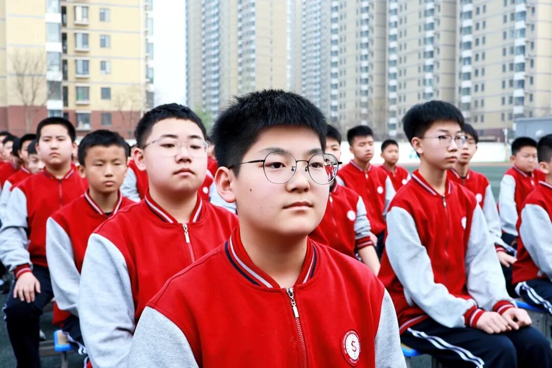 学雷锋·树新风·寻榜样·践行动|石家庄私立一中初中部学习雷锋月表彰大会
