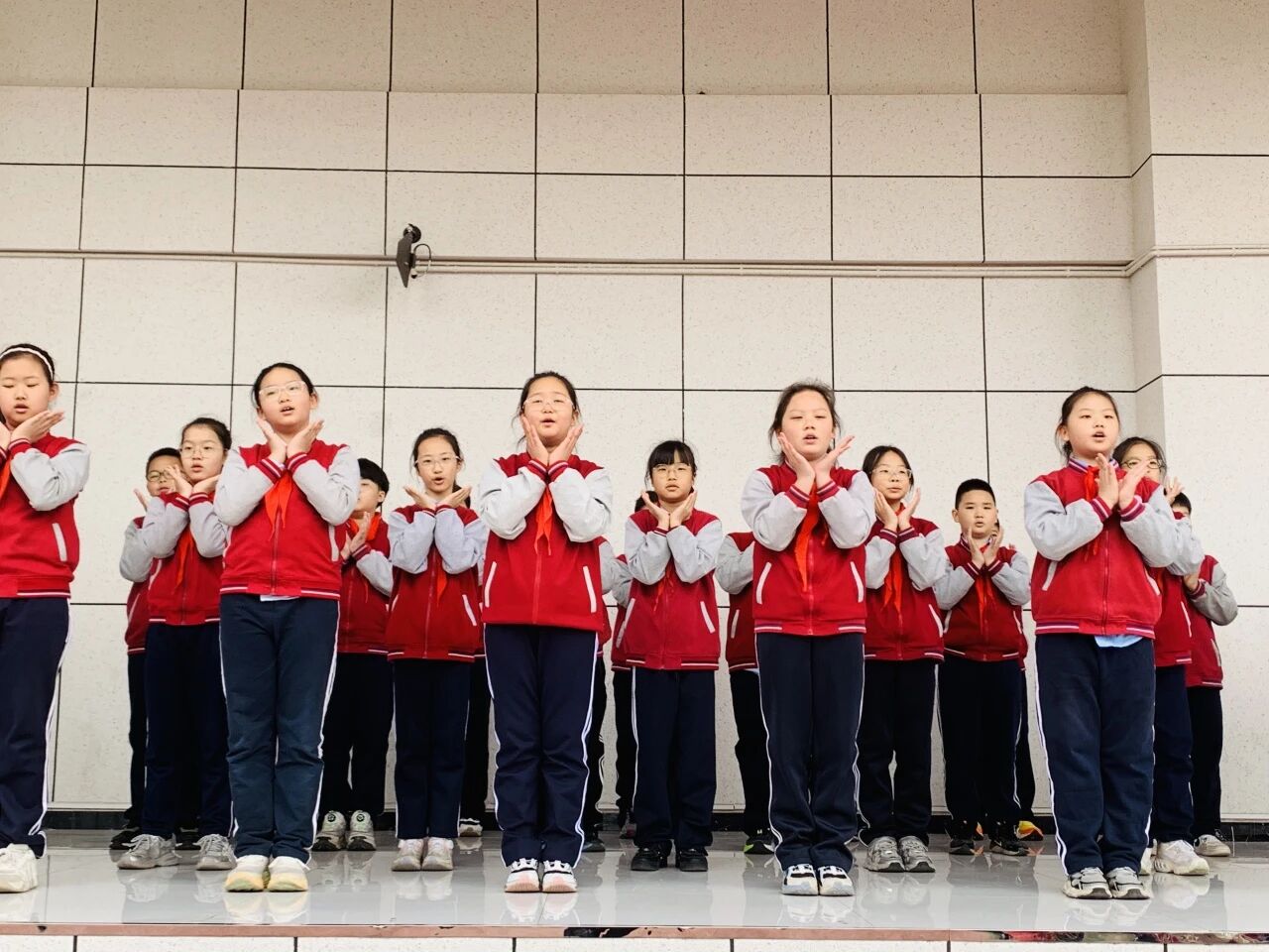 【立小 • 思政】缅怀先烈志 传承英雄魂｜少先队清明节主题活动