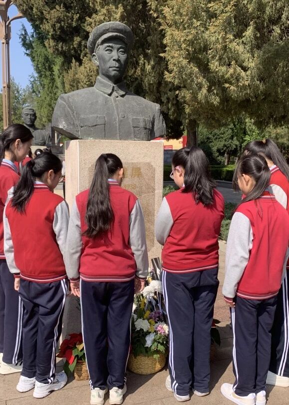 【立小 • 思政】缅怀先烈志 传承英雄魂｜少先队清明节主题活动