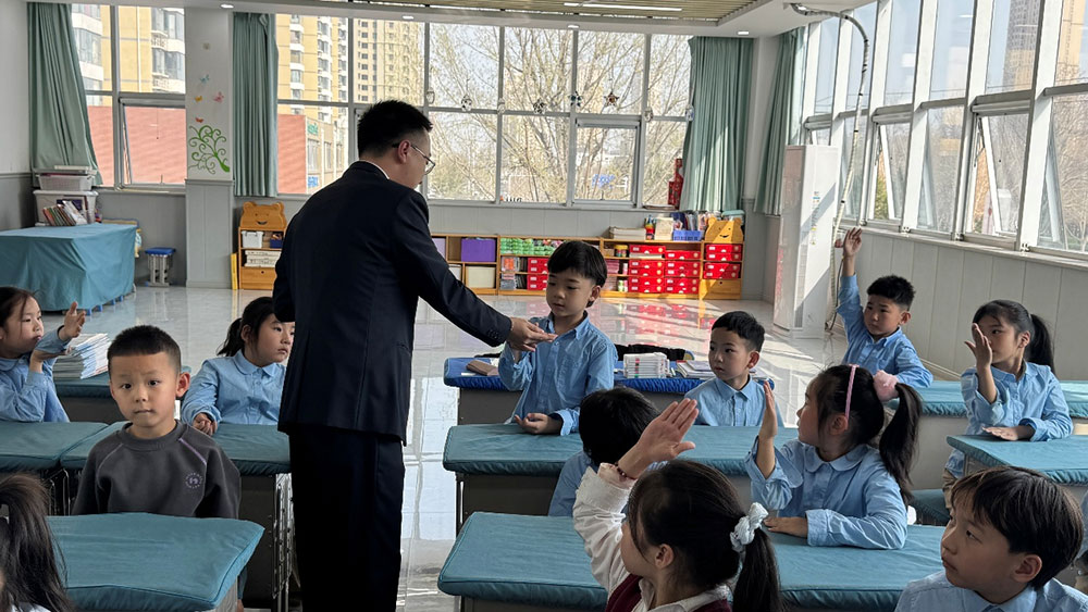 家校共育 | 家长进课堂，别样“师”情伴成长