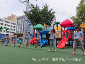 【幼儿园】硬核科技进校园，无人机足球燃情开启