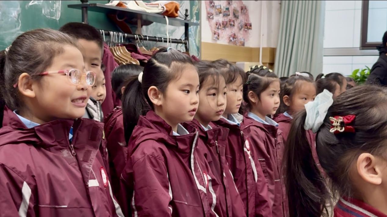探秘小学课堂，携手幼小衔接｜附小衔接开展一年级参观体验
