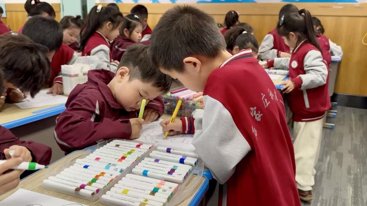 探秘小学课堂，携手幼小衔接｜附小衔接开展一年级参观体验