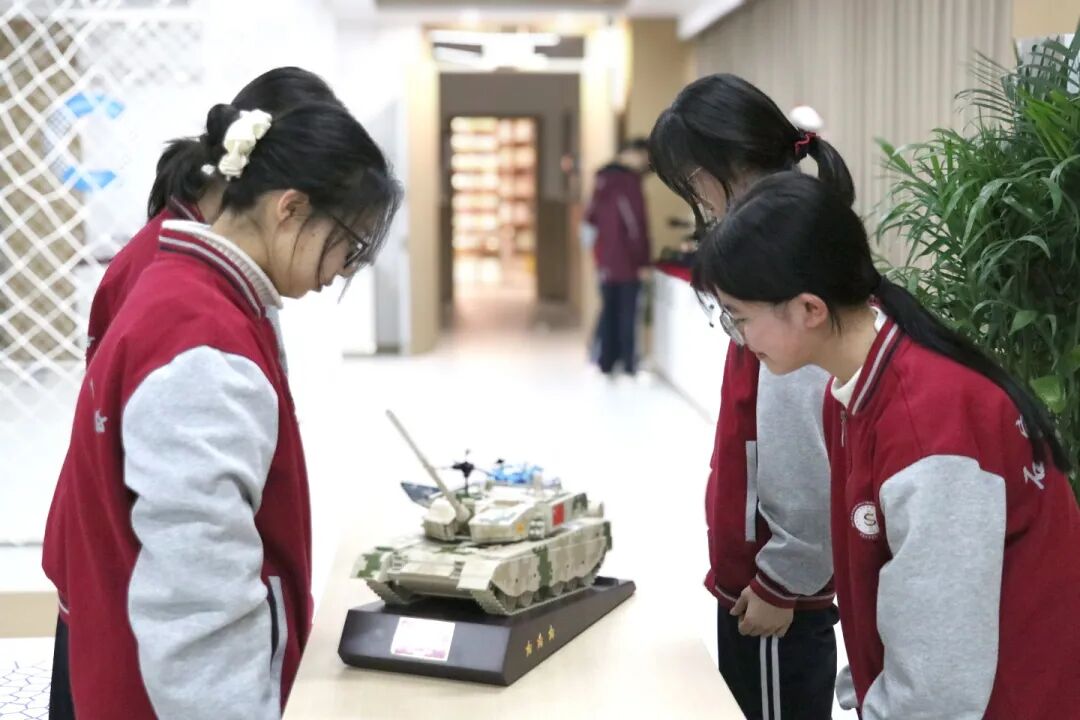 筑国防之基 强科技之翼丨我校国防科技教室，为青春注入硬核力量