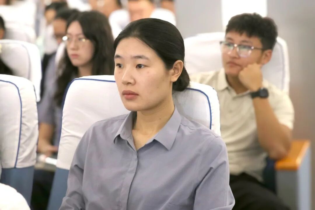 凝心聚力提质效 守正创新启新程丨我校隆重召开新学年全体教职工大会