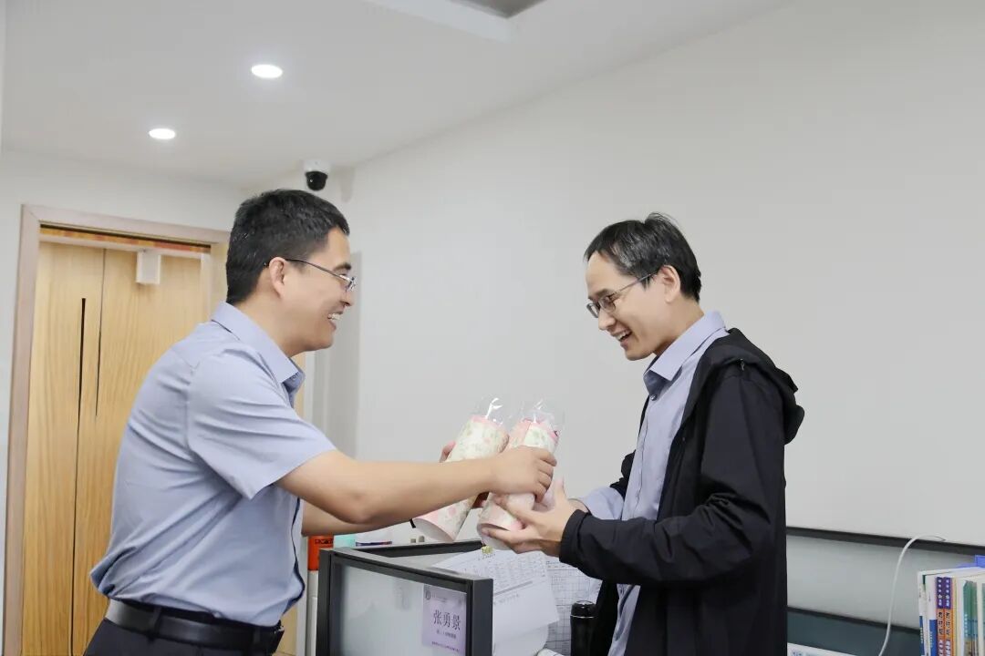 躬耕教坛，礼赞师恩 | 石家庄私立第一中学温馨庆祝第42个教师节