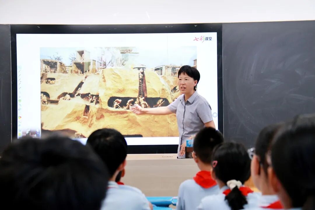 躬耕教坛，礼赞师恩 | 石家庄私立第一中学温馨庆祝第42个教师节